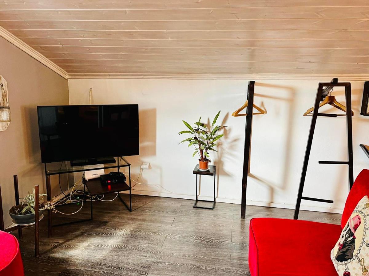Poplar Lofts & Apartments Karavouzi Prínos Eksteriør billede